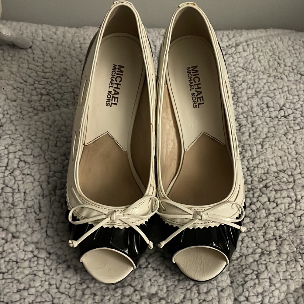 Michael Kors Shoes - Picture 2 of 6
